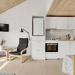 Awesome In With Wifi بيت للعطل